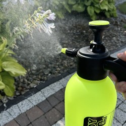 Spruzzatore Irroratore Nebulizzatore a Pressione Manuale | 1,5 Litri | Ugello Regolabile | Valvola Integrata nel Manico