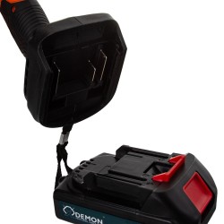 Motosega a Batteria 21V 6" con asta telescopica regolabile 140-225 cm